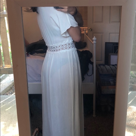 white maxi cover up - Picture 4 of 5